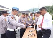 Tingkatkan Disiplin dan Cegah Penyalahgunaan, Senjata Api Personel Polres Aceh Tengah Di Cek
