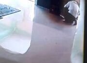 Diduga Curi Uang Kotak Amal Terekam Kamera Pengawas CCTV di Kelurahan Sentosa