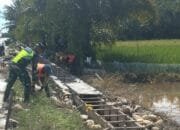 Koptu Fauzi: Karya Bakti Merupakan Mendamping  Petani Dalam  Pengerjaan Pembuatan Saluran Irigasi