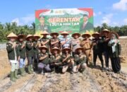 Bersama Forkopimda AKBP Muliadi Melakukan Penanaman Jagung Serentak 1 Juta Hektar