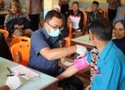 Jumat Berkah, Polres Aceh Tengah Berikan 20 Paket Sembako Dan Layanan Kesehatan Gratis Pada Masyarakat Kecamatan Bintang