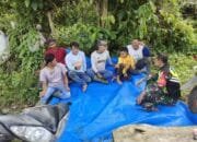 Babinsa Koramil 09/Ketol Laksanakan Komsos Dengan Warga di Genting Bulen