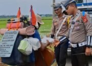 Gelar Jumat Berkah dan Sosialisasi Keselamatan Berlalu Lintas