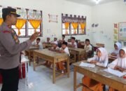 Kapolsek Meurah Dua Saweu Sikula: Edukasi Siswa SD tentang Disiplin dan Dampak Penggunaan HP