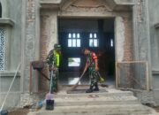 Dalam Rangka Menyambut Bulan Suci Ramadhan Letkol Inf Andi Ariyanto Melaksanakan Kegiatan Bersih-bersih Rumah Ibadah