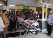 Dandim 0106/Aceh Tengah Lepas Jenazah Alm. Serka Sarbaini ke Peristirahatan Terakhir Dengan Upacara Militer