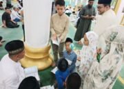 Shalat Taraweh Di Masjid Ruhama, Kapolres Aceh Tengah Sampaikan Himbauan Kamtibmas
