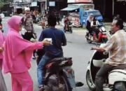 Polsek Idi Rayeuk Tebar Berkah Ramadan, Ratusan Takjil Dibagikan kepada Pengguna Jalan
