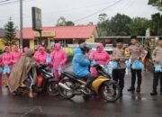 Kapolres Bangka dan Bhayangkari Berbagi Takjil, Pererat Silaturahmi dengan Masyarakat