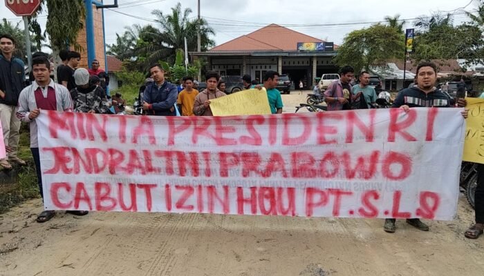 Perusahaan Tidak Ada Kontribusi, Pemuda Tjg Kuyo Adakan Aksi ke Kantor Besar PT SLS