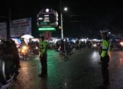Kapolres Pidie Jaya Pimpin Apel dan Pengamanan Pawai Takbir Keliling Sambut Idul Fitri 1446 H