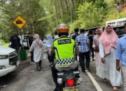 Kapolres Aceh Tengah Bersama Pju Dan Personel Patroli R2 Monitoring Arus Lalulintas Di Jalur Mudik Dan Lokasi Wisata