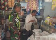 Untuk Memastikan Ketersediaan Sembako Usai Lebaran Babinsa Koramil 02 Tinjau Langsung Kios Warga Binaan