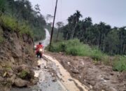 Longsor Hambat Jalan Utama ke Samar Kilang, Warga Desak Pemerintah Bertindak