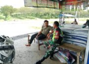 Babinsa Koramil 09/Ketol Tingkatkan Kemanunggalan TNI-Rakyat Melalui Komsos di Desa Blang Mancung Bawah