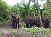 Kapolres Pimpin Pemakaman Tradisi Kepolisian Alm Aiptu Andi Sugiarto