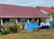Pelaksanaan Upacara Bendera di SMPN 33 Takengon