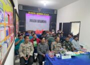 Polsek Gedangan Gelar Nobar Arema vs Semen Padang, Wujudkan Kedekatan dengan Warga