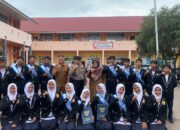 Kasat Samapta Polres Bener Meriah Ajak Siswa SMPN 1 Bukit Jauhi Narkoba dan Bullying dalam Upacara Bendera