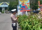 Tekan Angka Kecelakaan, Satlantas Polres Aceh Tengah Pasang Baleho Dan Spanduk Himbauan Di Sejumlah Titik Strategis
