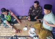 Babinsa Koramil 07/Atu Lintang Tingkatkan Silaturahmi Lewat Komsos di Desa Merah Pupuk