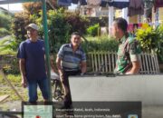 Babinsa Koramil 09/Ketol Laksanakan Komsos dengan Warga Desa Genting Bulen