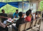 Bhabinkamtibmas Polsek Tiro Jalin Kemitraan Lewat Sambang Desa