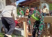Babinsa Koramil 02/Bebesen Bantu Pembangunan Rumah Warga Kurang Mampu