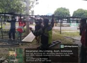 Babinsa Koramil 07/Atu Lintang Bantu Warga Dirikan Tratak di Aceh Tengah
