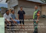 Babinsa Koramil 09/Ketol Ajak Warga Desa Serempah Jaga Kebersihan Lingkungan untuk Cegah DBD