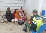 Babinsa Koramil 07/Atu Lintang Jalin Komsos dengan Ibu-Ibu PKK Desa Binaan