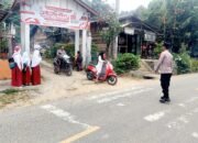 Di Pelosok, Polres Aceh Tengah Hadir Berikan Rasa Aman dan Tertib Lalu Lintas Bagi Anak Sekolah