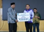 Walikota Langsa Serahkan Zakat Award 2024, Apresiasi Peran Aktif Masyarakat dan InstansiIsi 