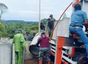 Satgas TMMD ke-126 Kodim 0106/Aceh Tengah Turunkan Gorong-gorong untuk Percepat Pekerjaan Fisik di Desa Kute Keramil