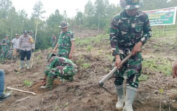 Satgas TMMD ke-126 Laksanakan Penanaman Pohon di Desa Linung Bulen Dua