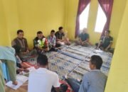 Babinsa Koramil 09/Ketol Jalin Sinergi Lewat Komsos Bersama Aparat Desa Jerata