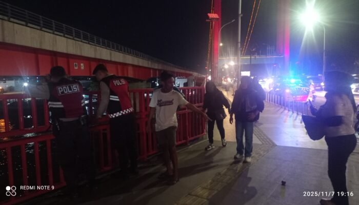 Pelaku Jambret di Jembatan Ampera Terjun ke Sungai Usai Sasar Wisatawan Lampung