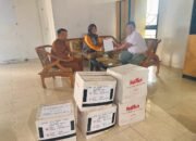 PMI Bener Meriah Salurkan 500 Handscoon Steril untuk RSUD Munyang Kute