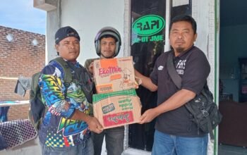 Satupena.co.id Salurkan Bantuan Bahan Pangan dan Pakaian untuk Pengungsi Banjir Bandang di Meriah Jaya