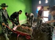 TNI Bersihkan SMPN 26 Takengon Pascabanjir Bandang di Aceh Tengah