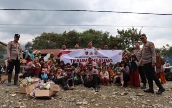 Mahasiswa STIK-PTIK Angkatan 83 Salurkan Daging Meugang dan Masak untuk Warga Kala Segi Jelang Ramadhan