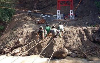 TNI Kebut Pembangunan Jembatan Gantung Burni Bius, Progres Tembus 51 Persen