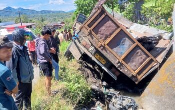 Truk Diduga Rem Blong Hantam Enam Kendaraan dan Pagar Rumah di Bener Meriah, Kerugian Capai Rp70 Juta