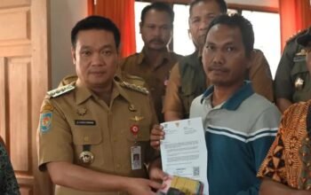 Bupati Humbahas Salurkan Bantuan Bagi Warga Terdampak Bencana Alam