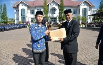 Wabup Armia Lantik 784 PPPK Paruh Waktu di Lingkungan Pemkab Bener Meriah