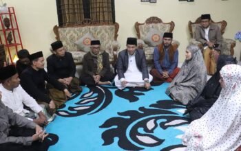 Bupati Haili Yoga Sambangi Warga Khatam Alquran di Asir-Asir, Apresiasi Semangat Mengaji di Bulan Ramadan