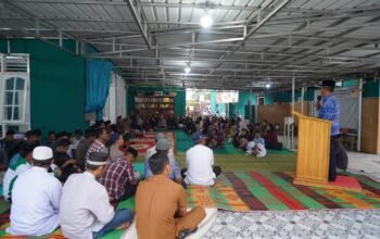 Bukber di Masjid Al-Mujahirin, Wabup Toba Ajak Warga Rajut Kebersamaan