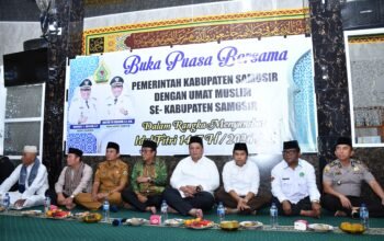 Bupati dan Wabup Samosir Buka Puasa Bersama Umat Muslim, Tekankan Kerukunan Antarumat Beragama