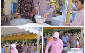 Tradisi Ramadan di Lhokseumawe, Kapolres dan Bhayangkari Bagikan 500 Porsi Bubur Kanji kepada Warga