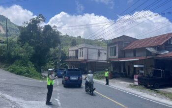 Hari Kedua Lebaran, Polisi Perkuat Pengamanan Jalur Mudik dan Lokasi Wisata di Aceh Tengah